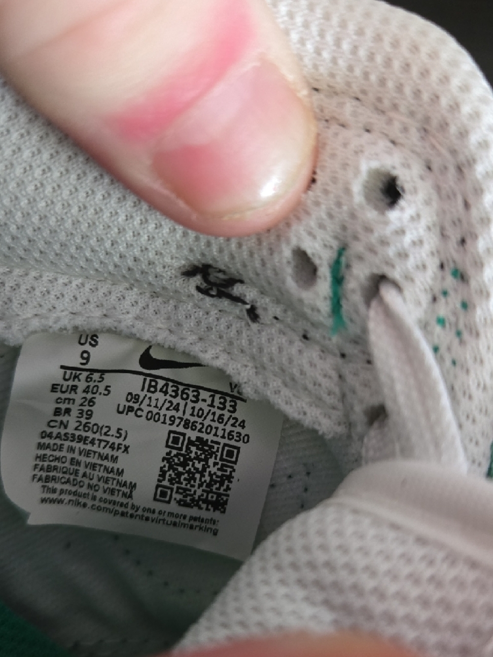 Nike Dunk Low Celtics Style Low-Top Sneakers New Women 9 Men 7.5 New - Picture 7 of 9